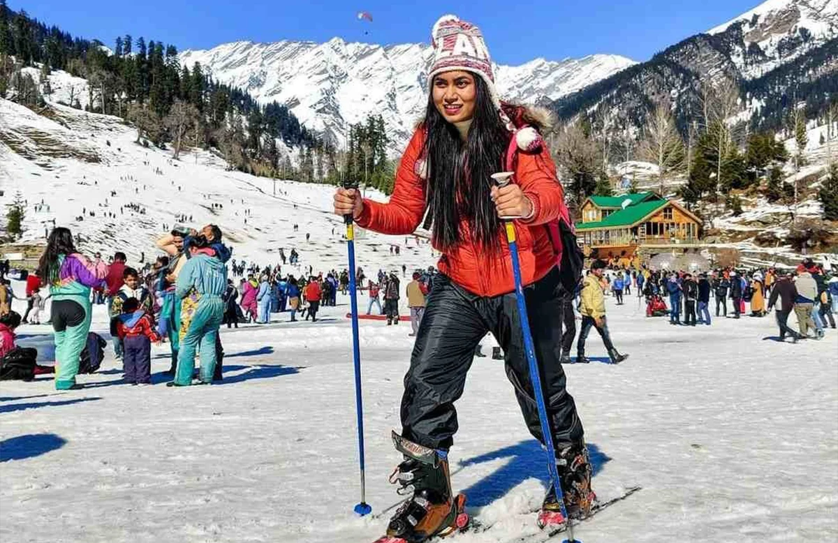 Manali Ice Skiing.
